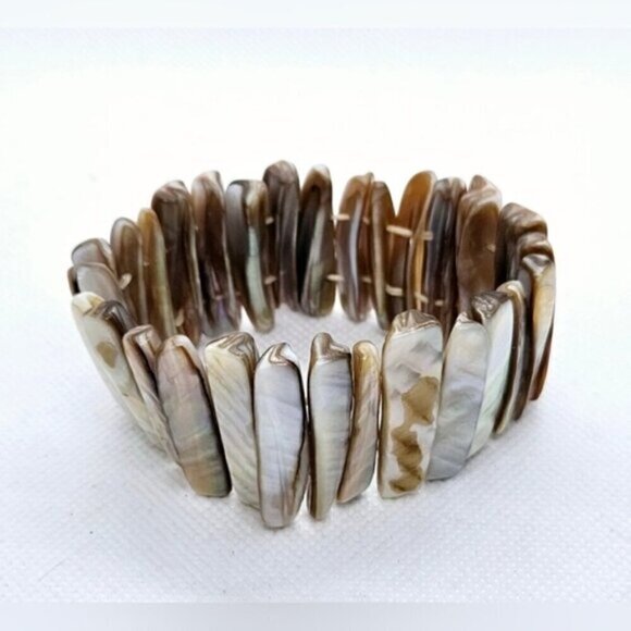 Vintage Chunky Mother of Pearl Shell Stretch Bracelet Boho Statement - Picture 1 of 6